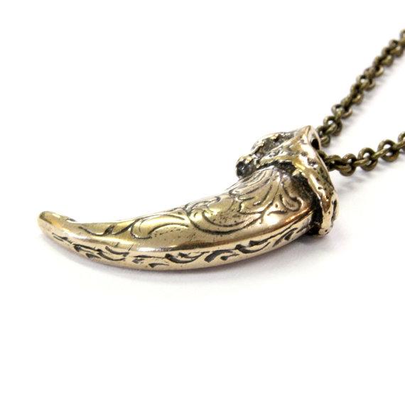 Engraved Bronze Wolf Claw Necklace Wolf Claw Pendant Necklace